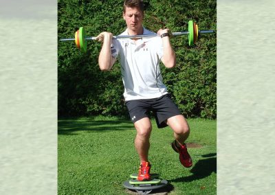 Einbein-Training mit der MFT Trim Disc