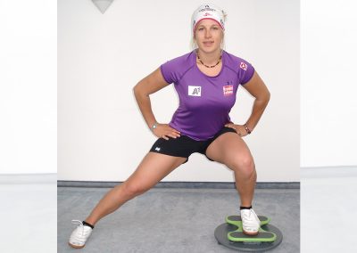 Seitkniebeugen-Training der MFT Trim Disc