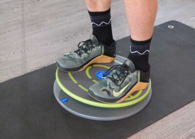 512 Beidbeinige Kniebeuge klassisch mit Balance-Control