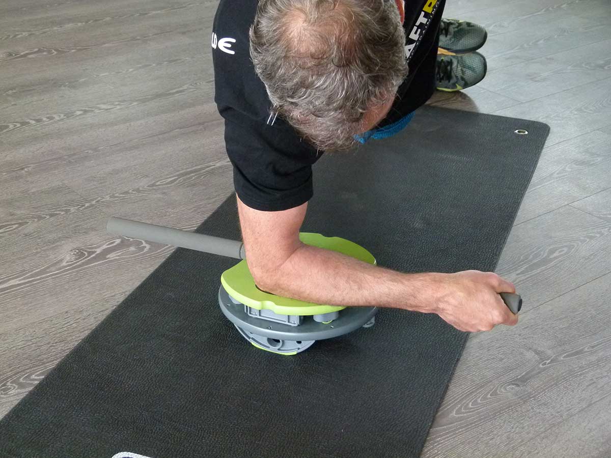 MFT Core Disc Übung 611 Side Plank Armschwung – Unterarmstütz
