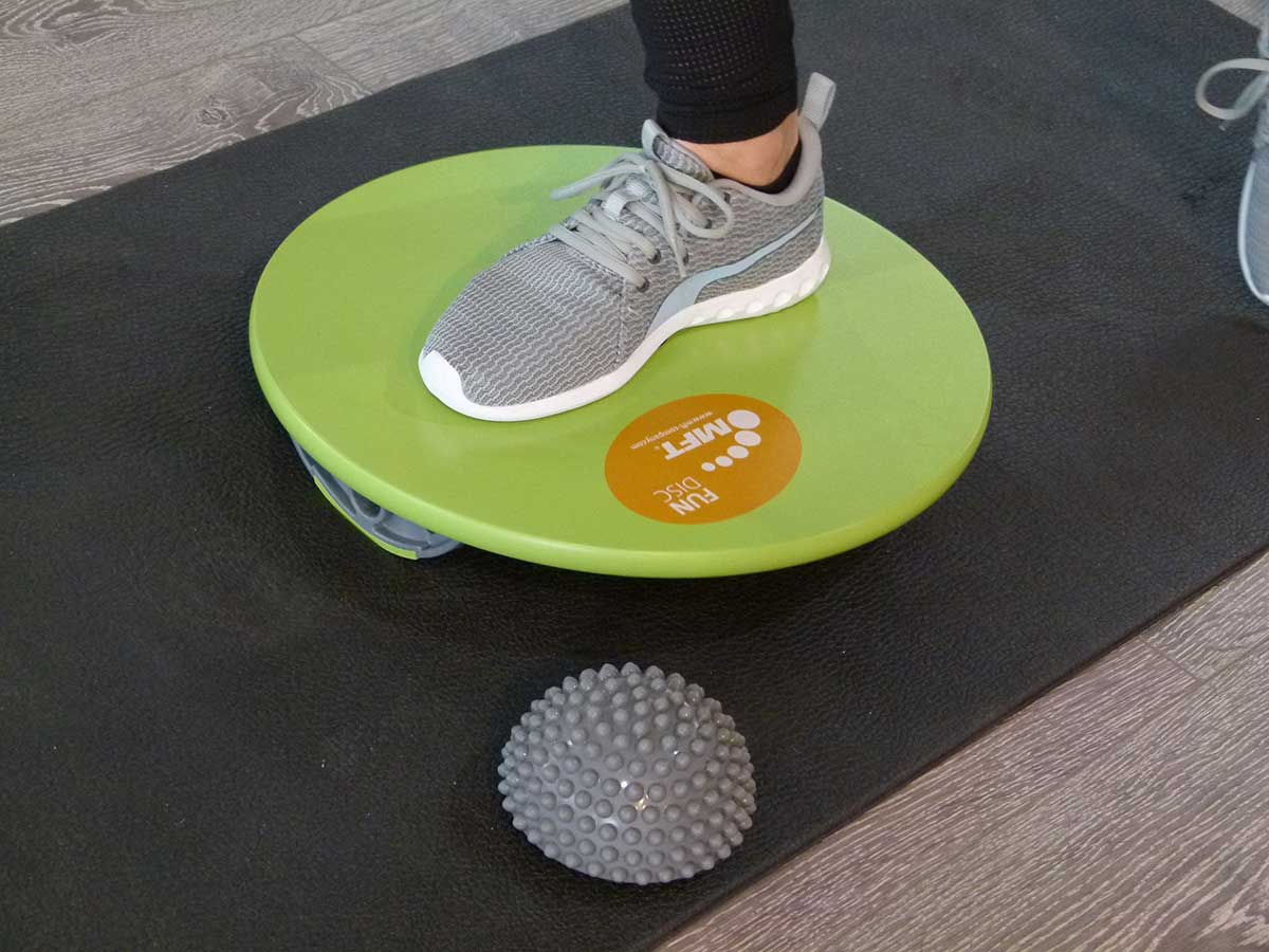 MFT Übung 105 Side Wipp einbeinig