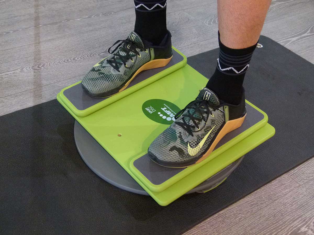 MFT Übung 404 Diagonal Wipp beidbeinig