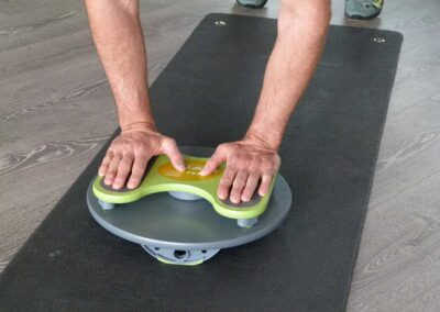 Trim Disc Übungen in der Liegestützposition und Rückenlage – Basis Sport – Rumpfstabilität