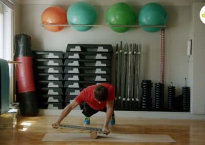 Liegestütz-Training mit dem MFT Indoor Board